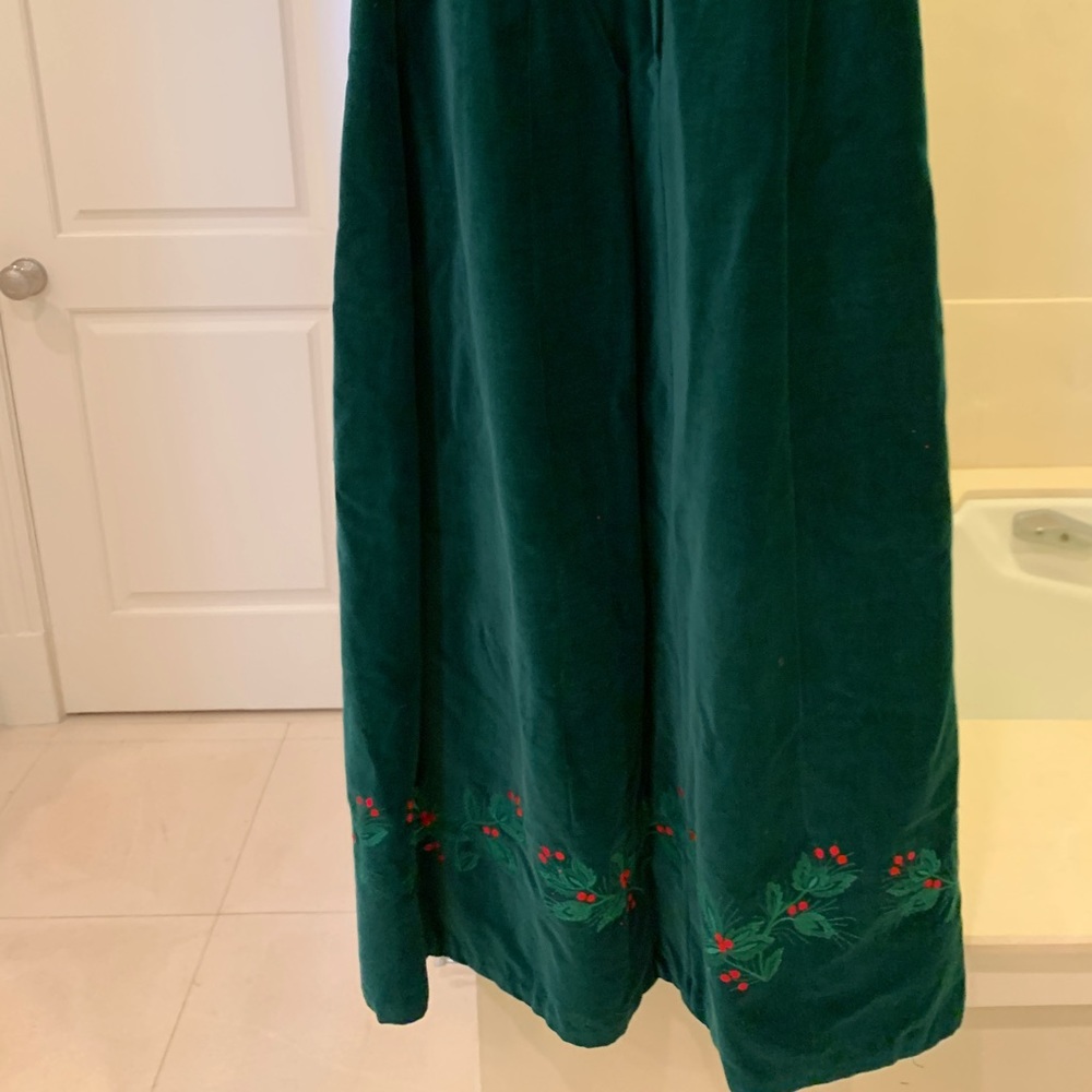 Allison Burns vintage skirt velvet green